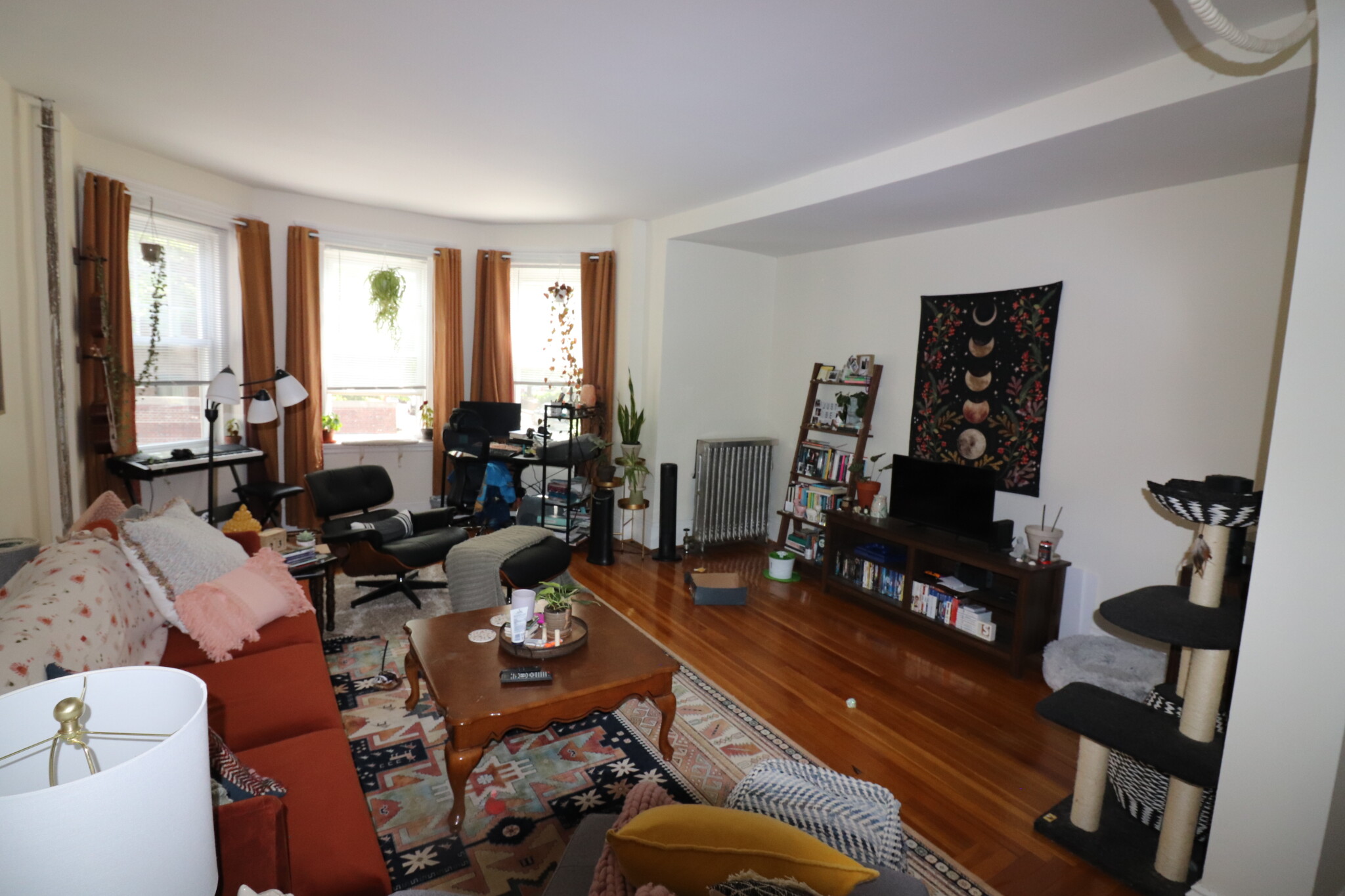 136 Pleasant St, Coolidge Corner