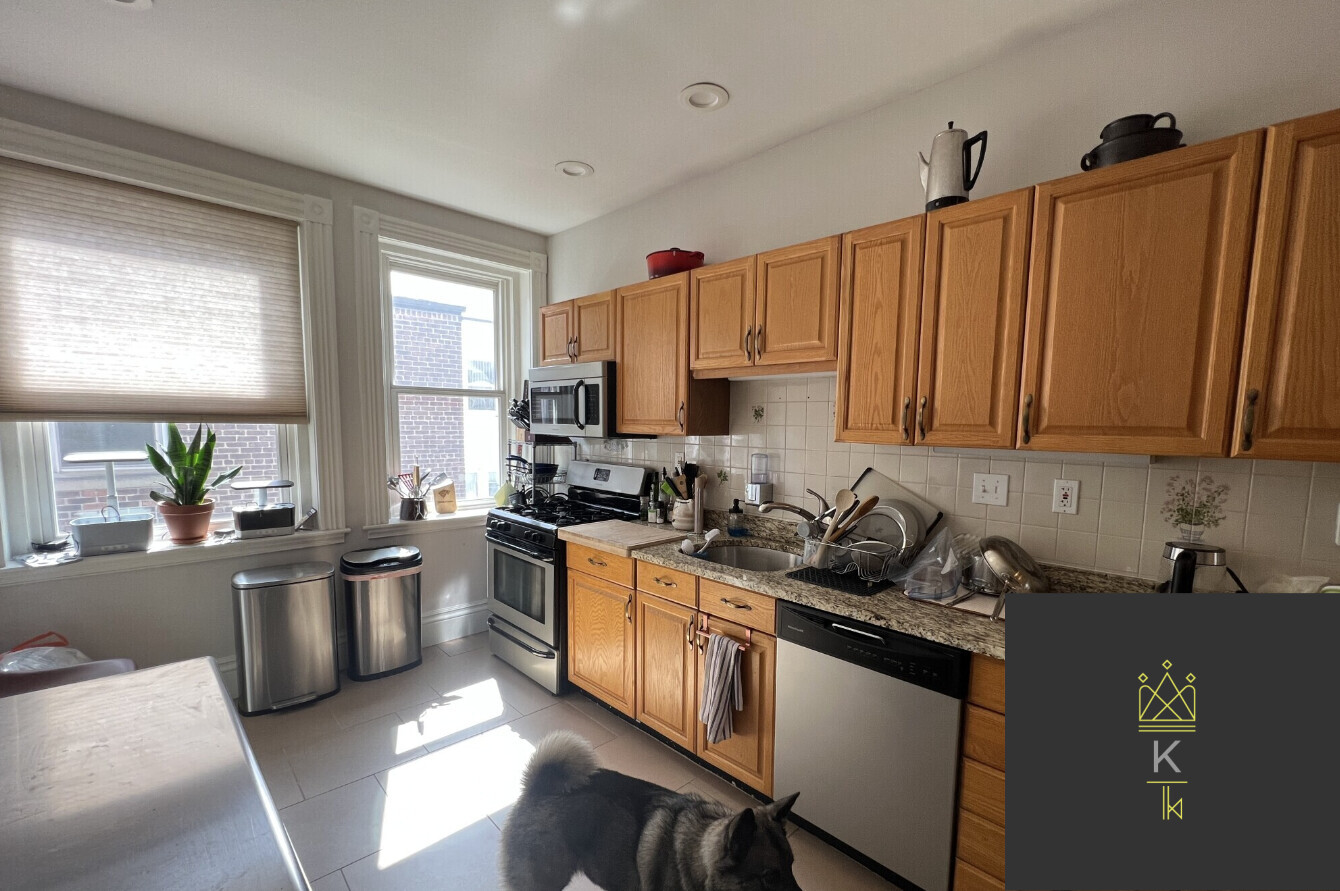 181 Harvard St, Coolidge Corner