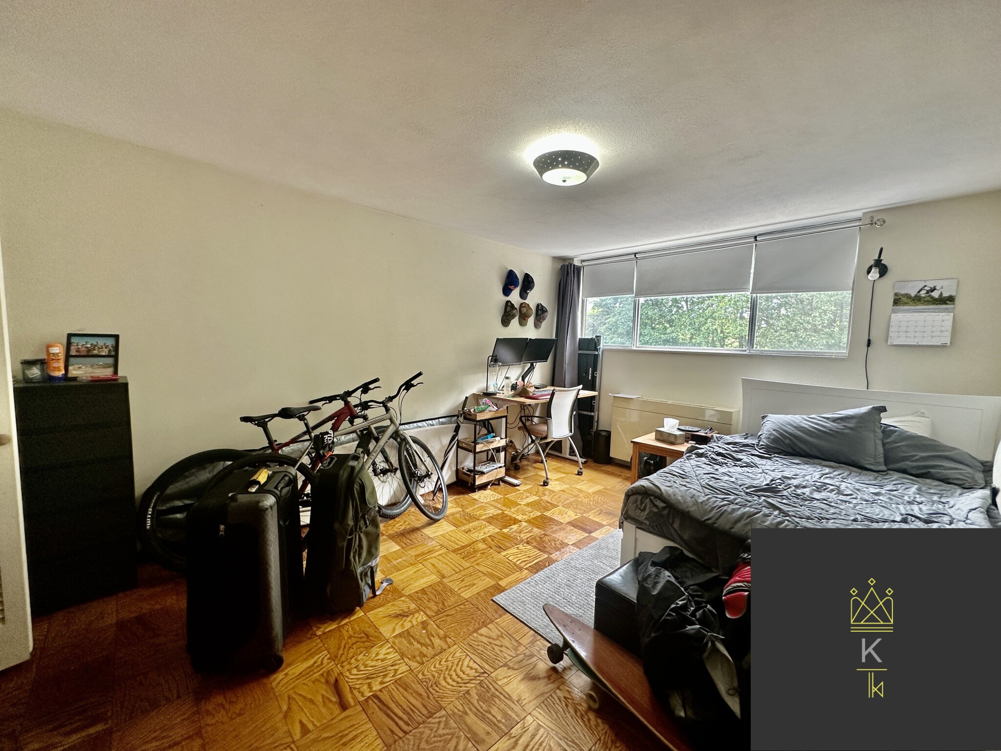 101 Monmouth St, Longwood