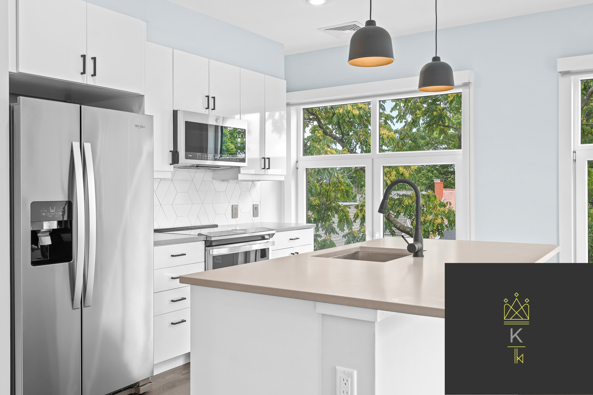 54 Auburn St, Coolidge Corner