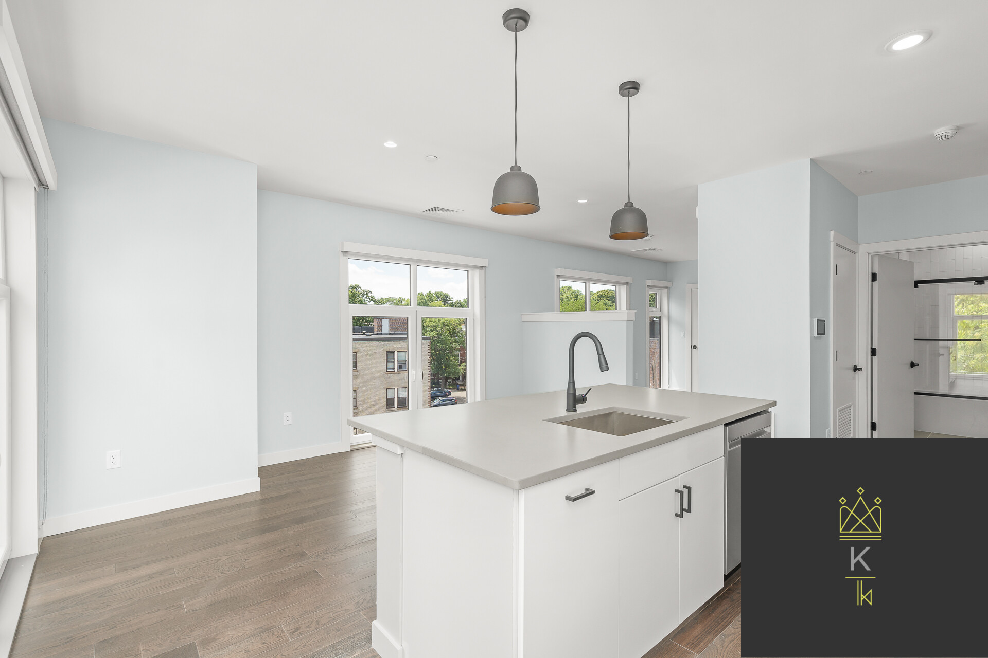 54 Auburn St, Coolidge Corner