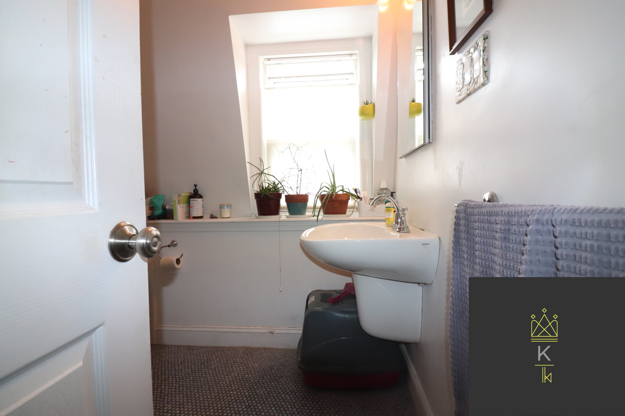 69 Clare Ave, Roslindale