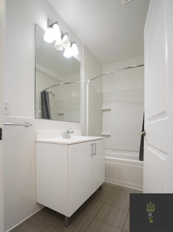 54 Kent St, Brookline Village