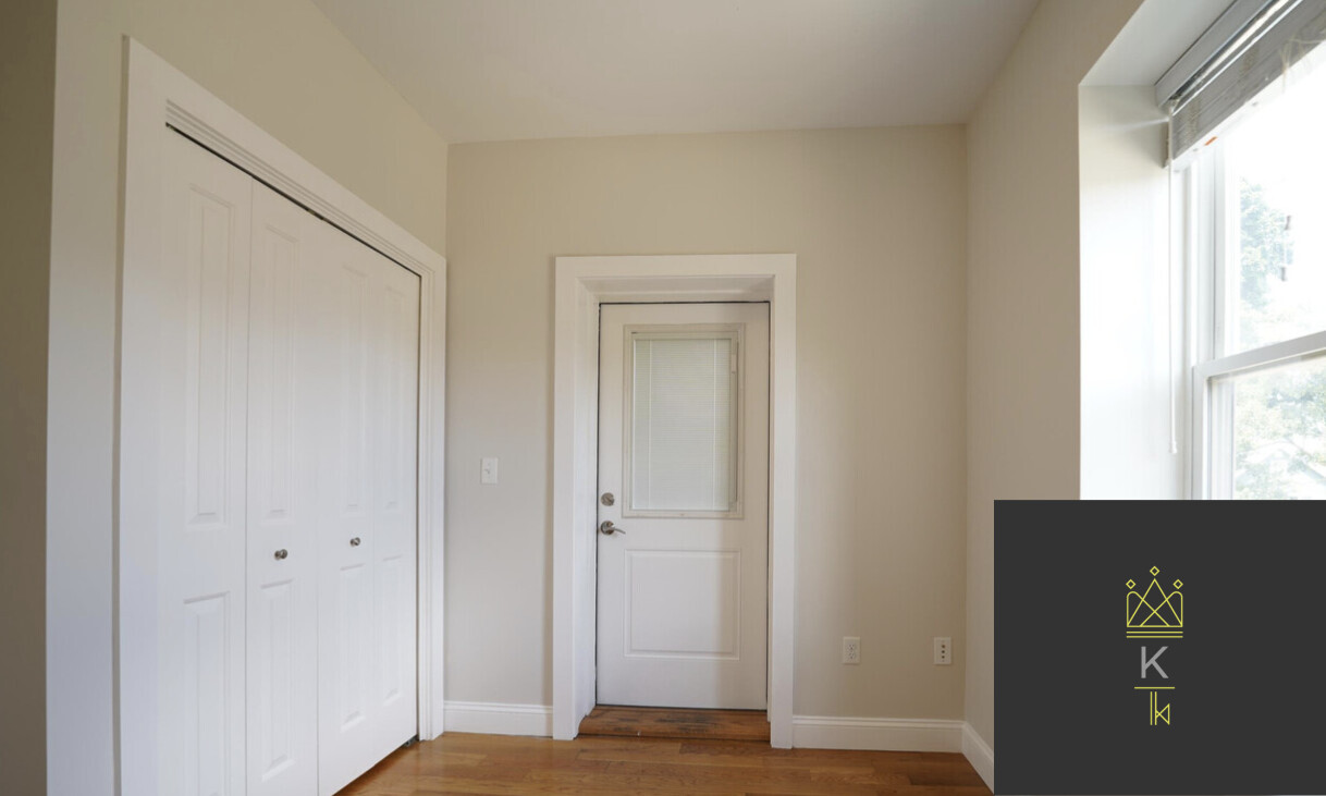 54 Kent St, Brookline Village