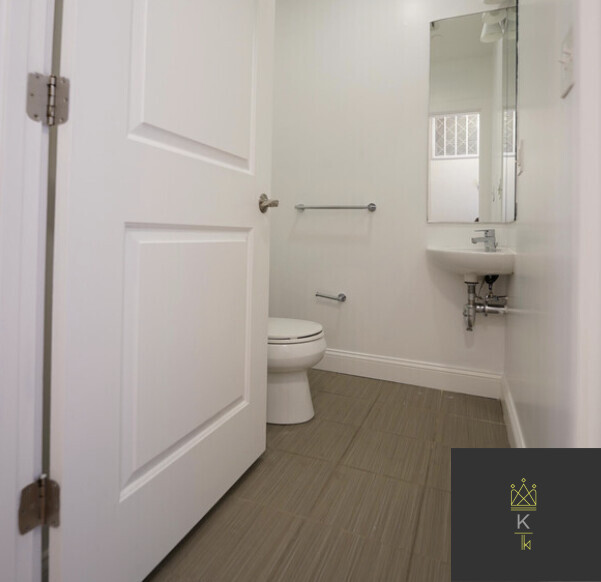 54 Kent St, Brookline Village