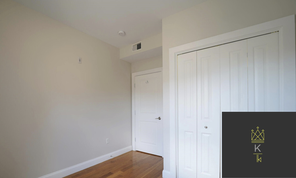 54 Kent St, Brookline Village