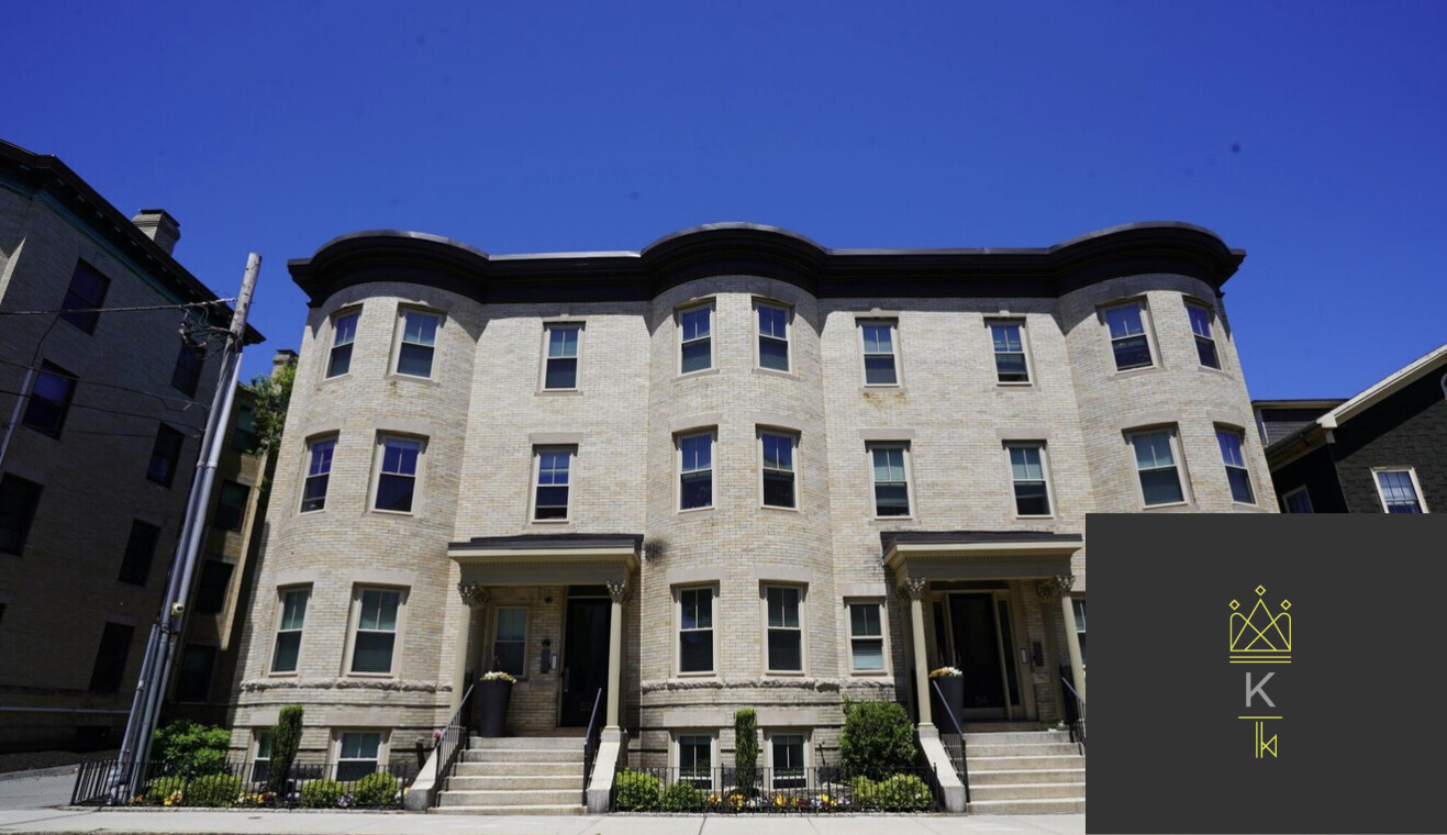 54 Kent St, Brookline Village