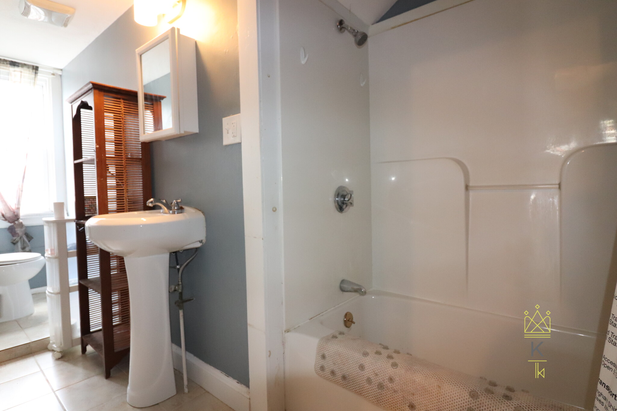 45 Garrison Rd, Washington Square