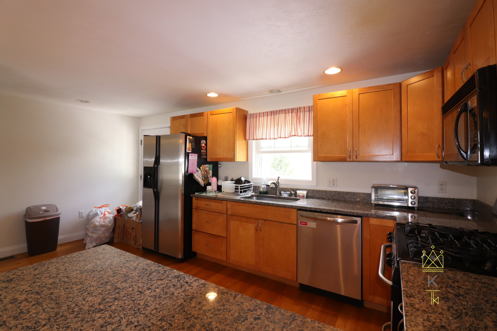 14 Ashland St, Medford