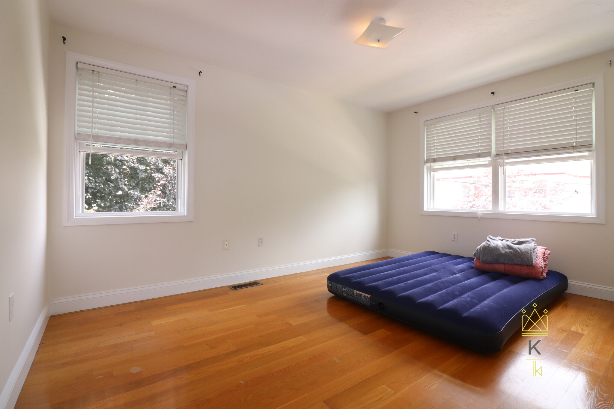 14 Ashland St, Medford