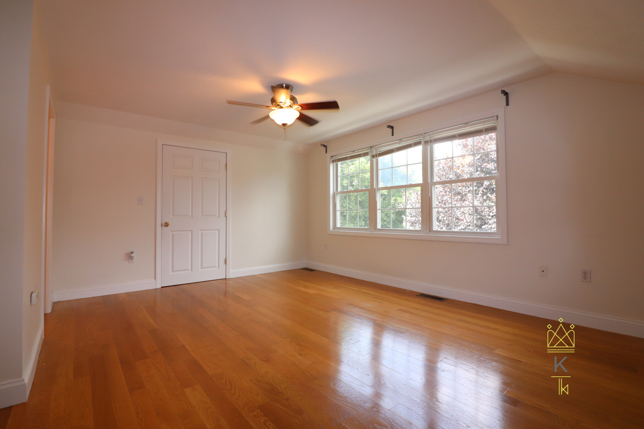 14 Ashland St, Medford