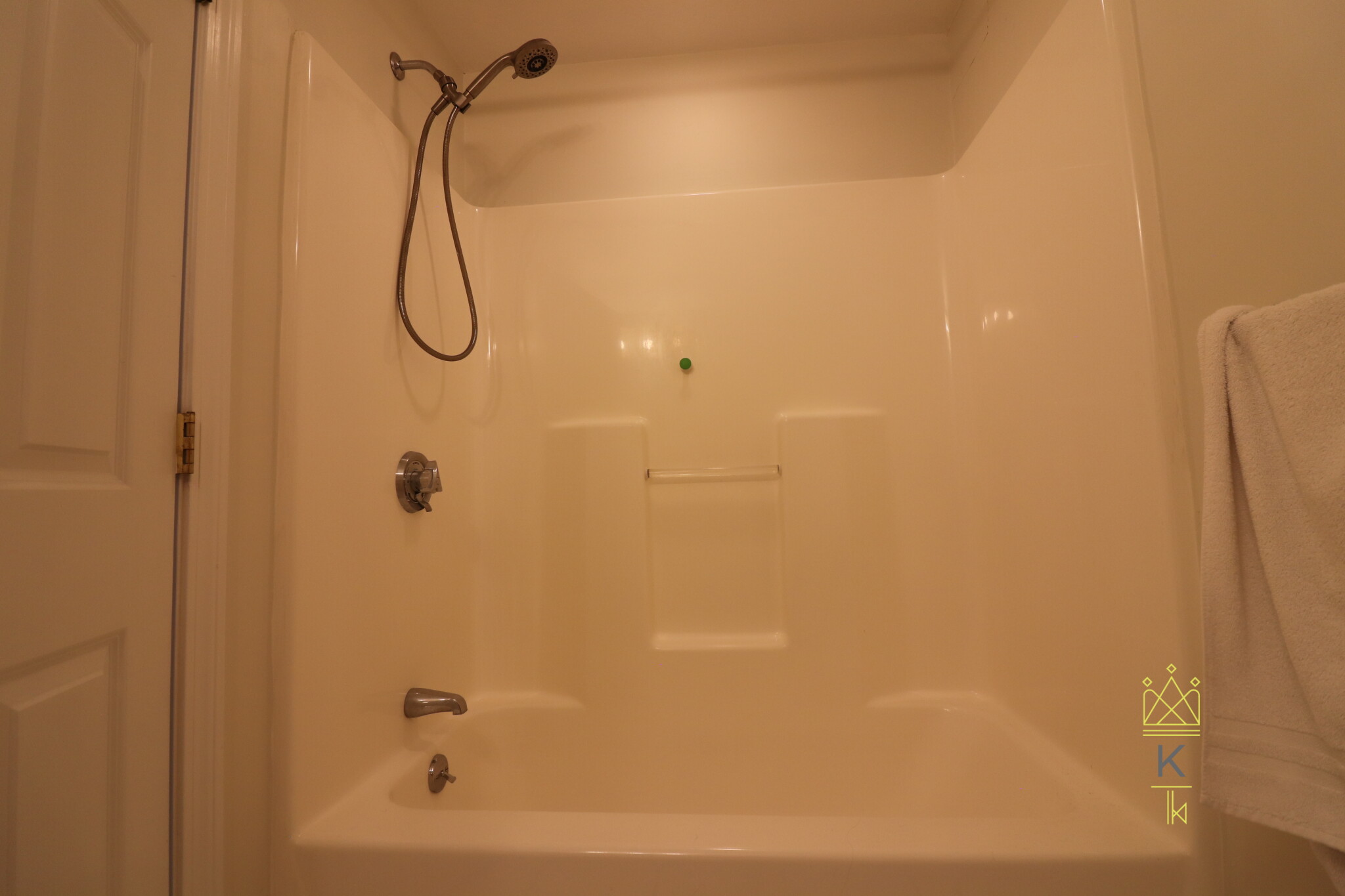 14 Ashland St, Medford