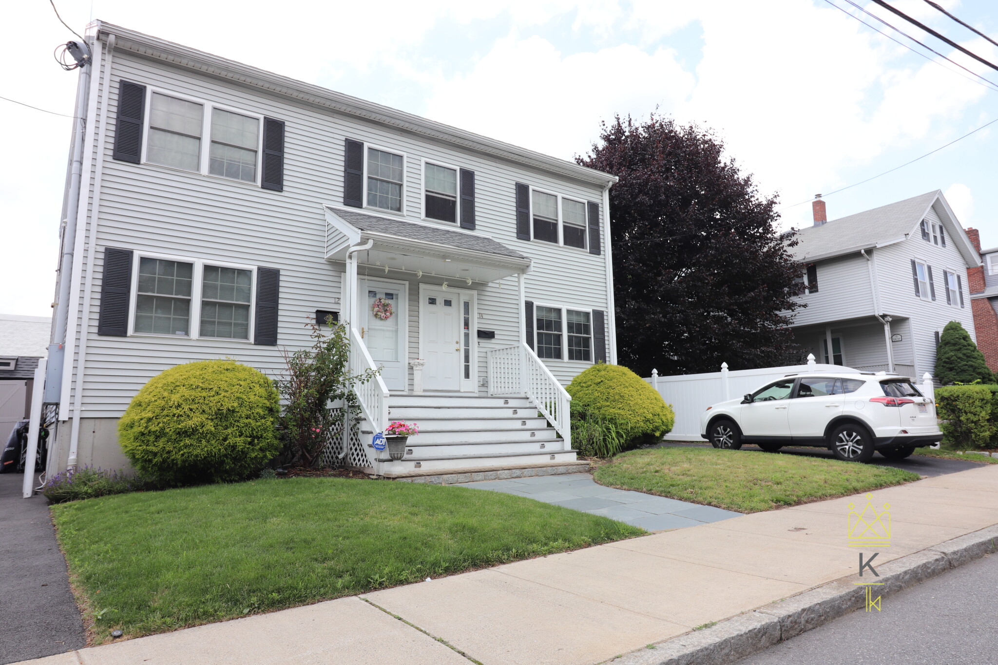 14 Ashland St, Medford