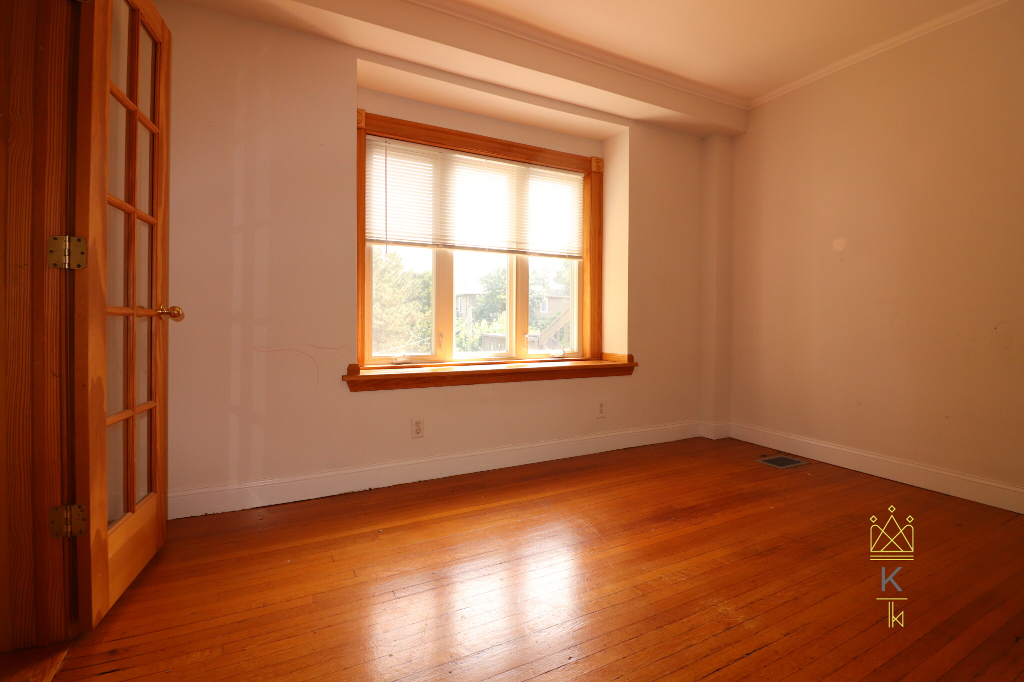 111 Longwood Ave, Longwood