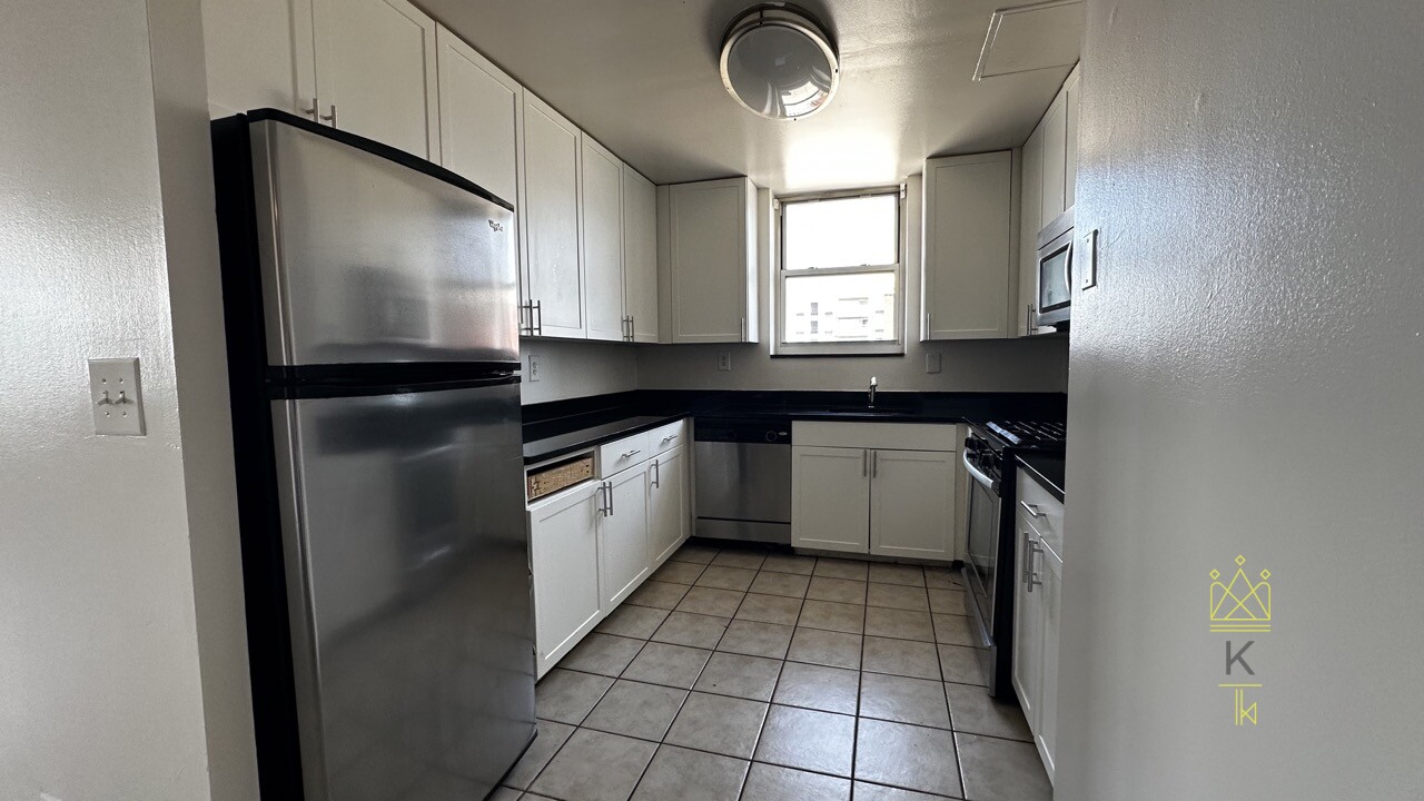 75 Saint Alphonsus St, Mission Hill