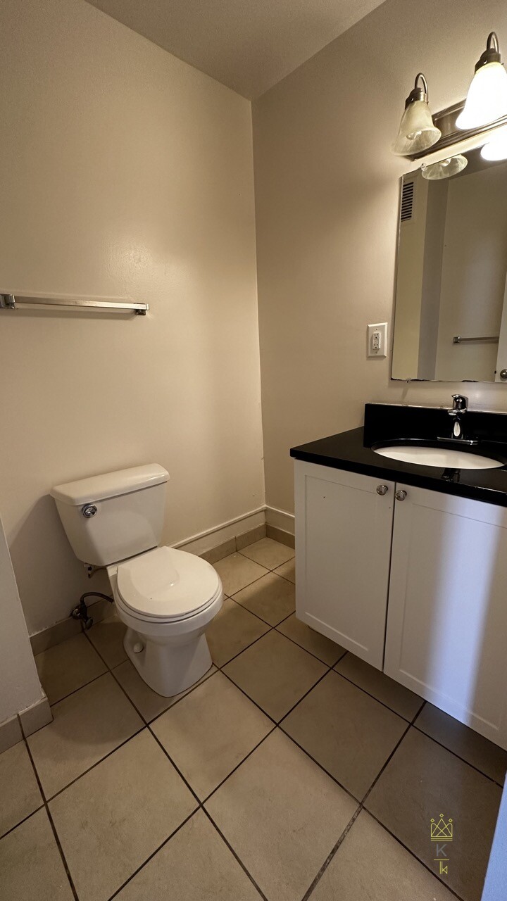 75 Saint Alphonsus St, Mission Hill