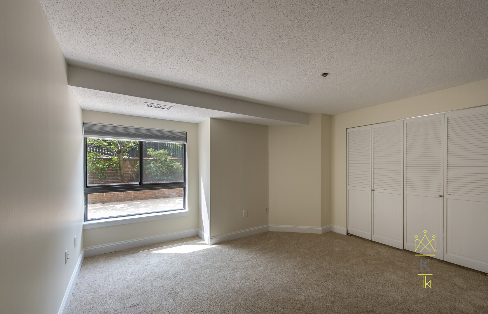 1111 Beacon St, Longwood