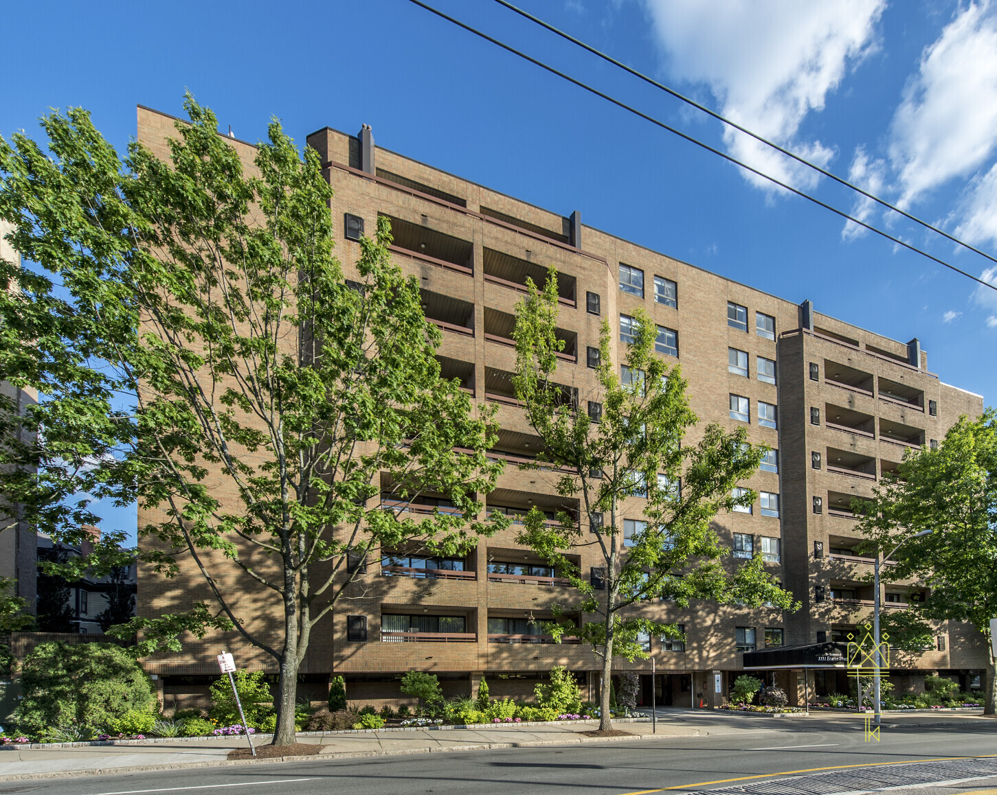 1111 Beacon St, Longwood