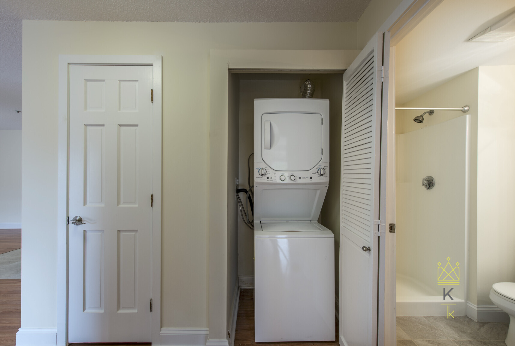 1111 Beacon St, Longwood