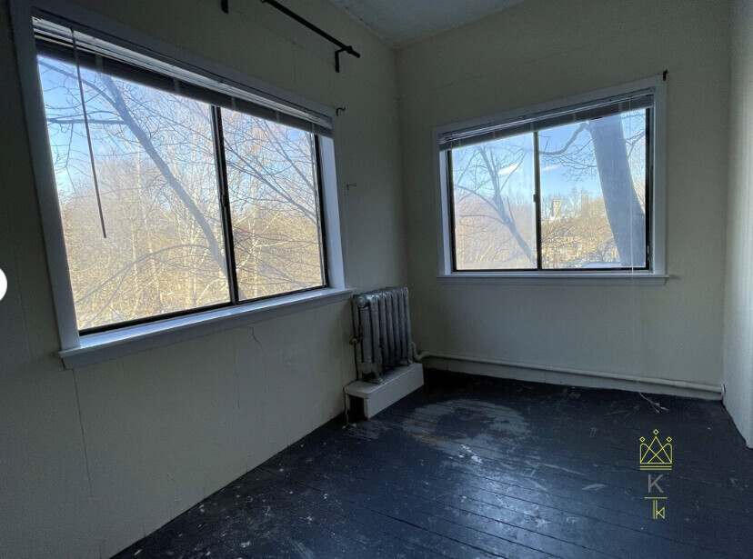 143 Freeman St, Brookline