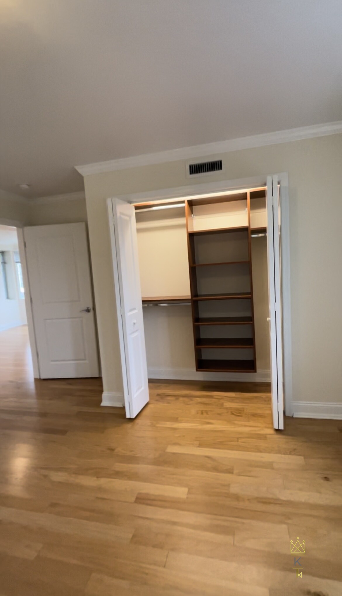 20 Chapel St, Longwood