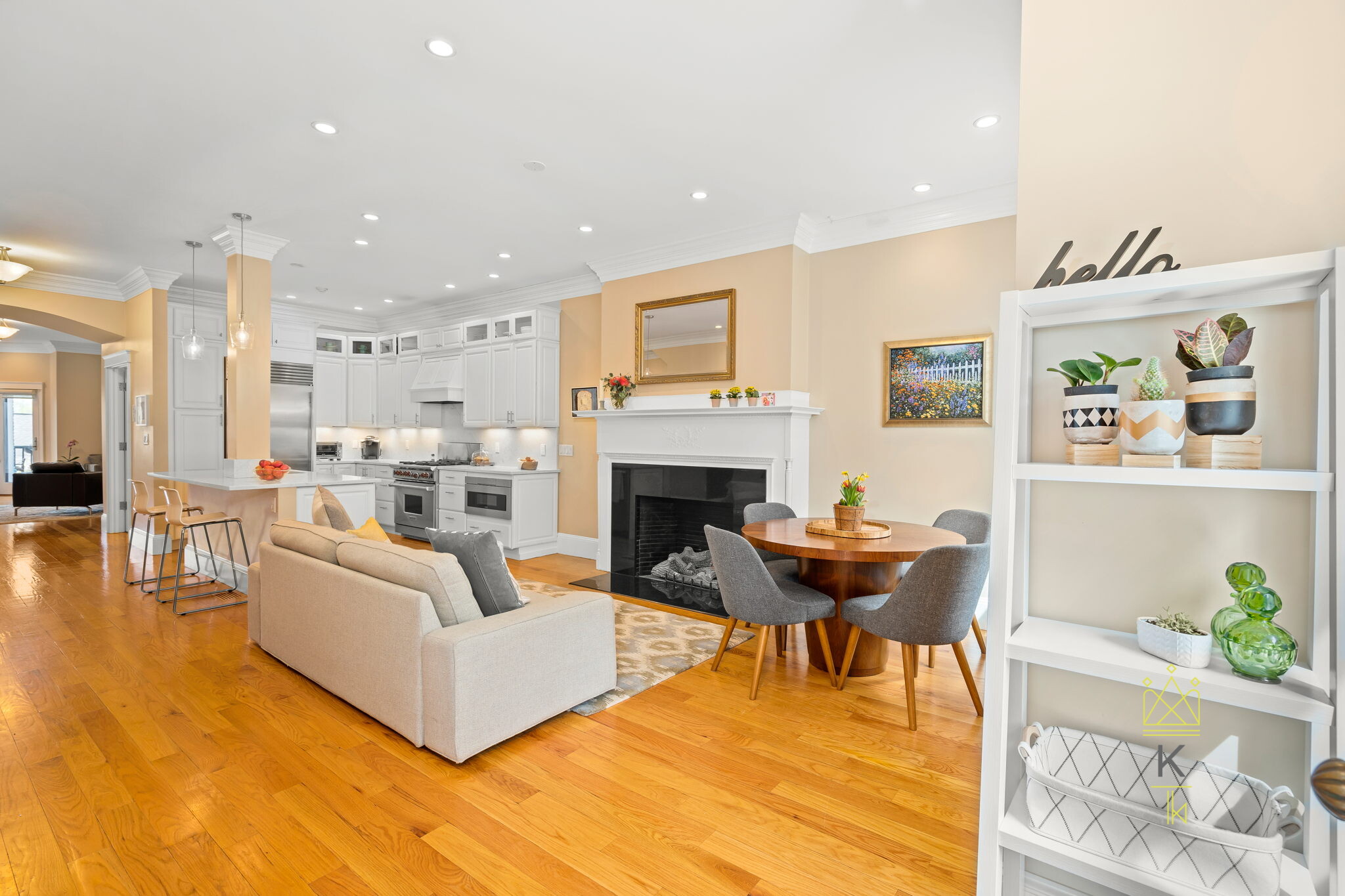 322 Tappan St, Washington Square