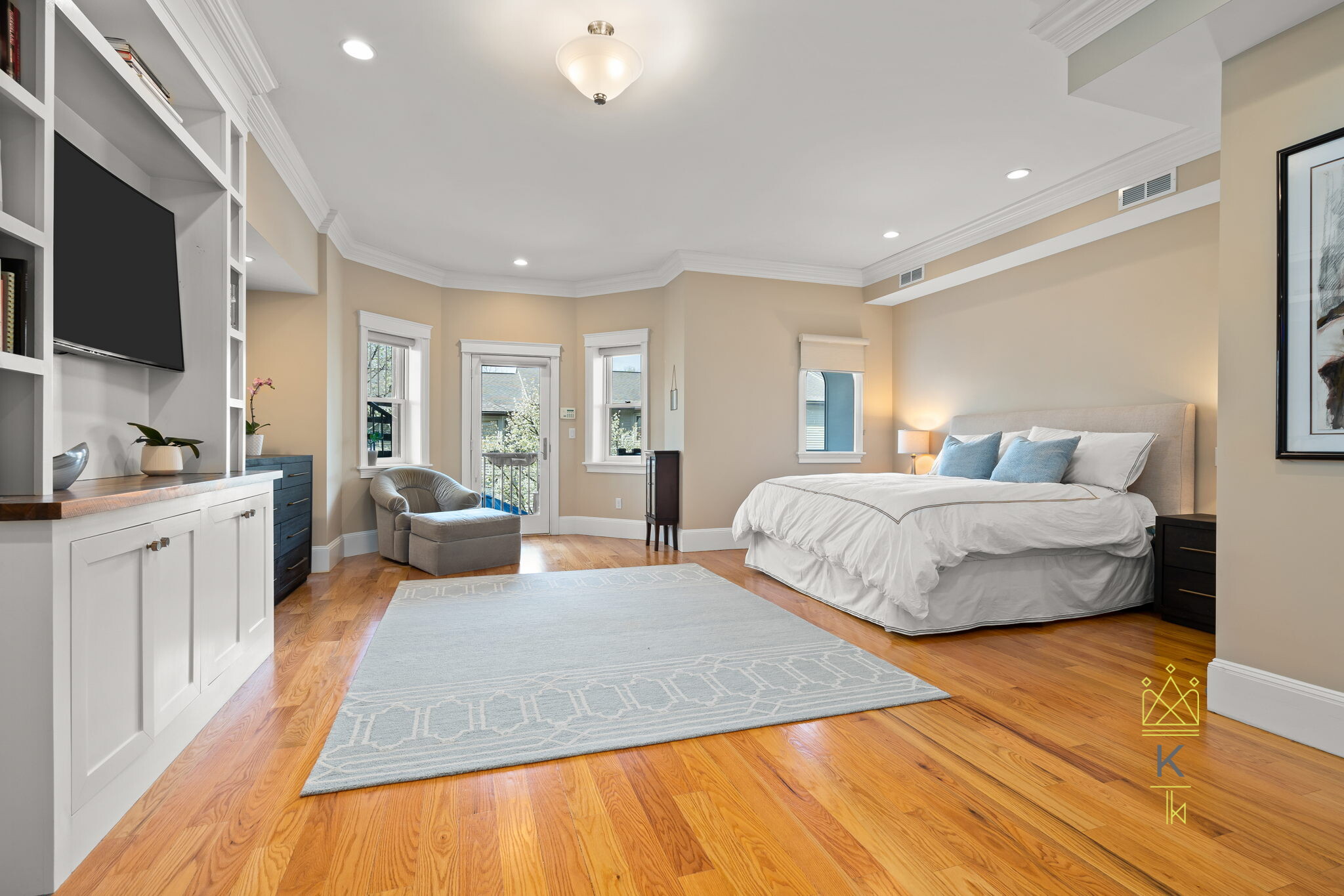 322 Tappan St, Washington Square