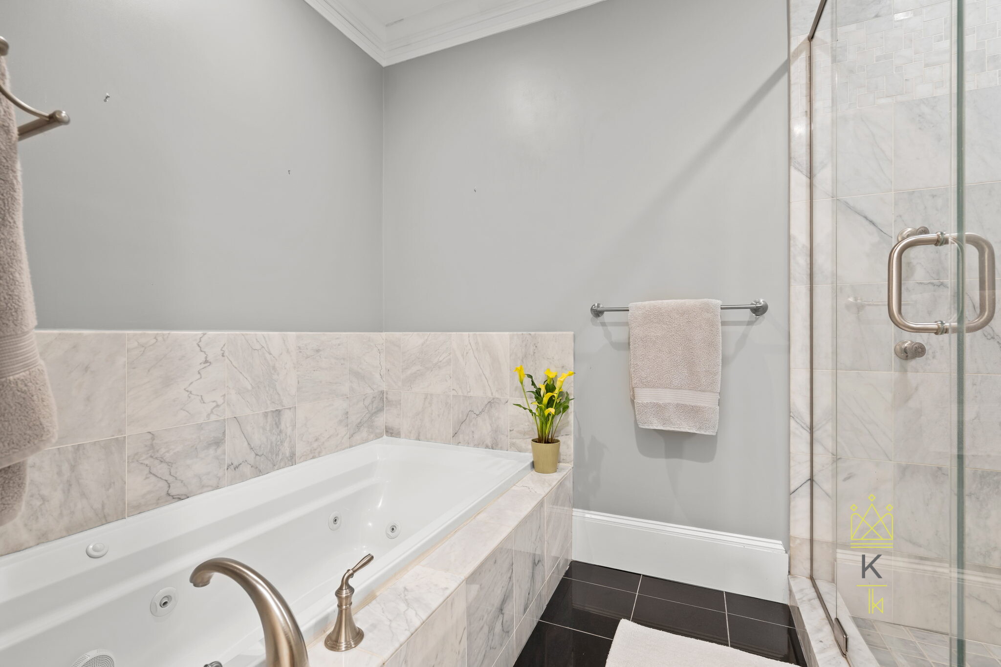 322 Tappan St, Washington Square