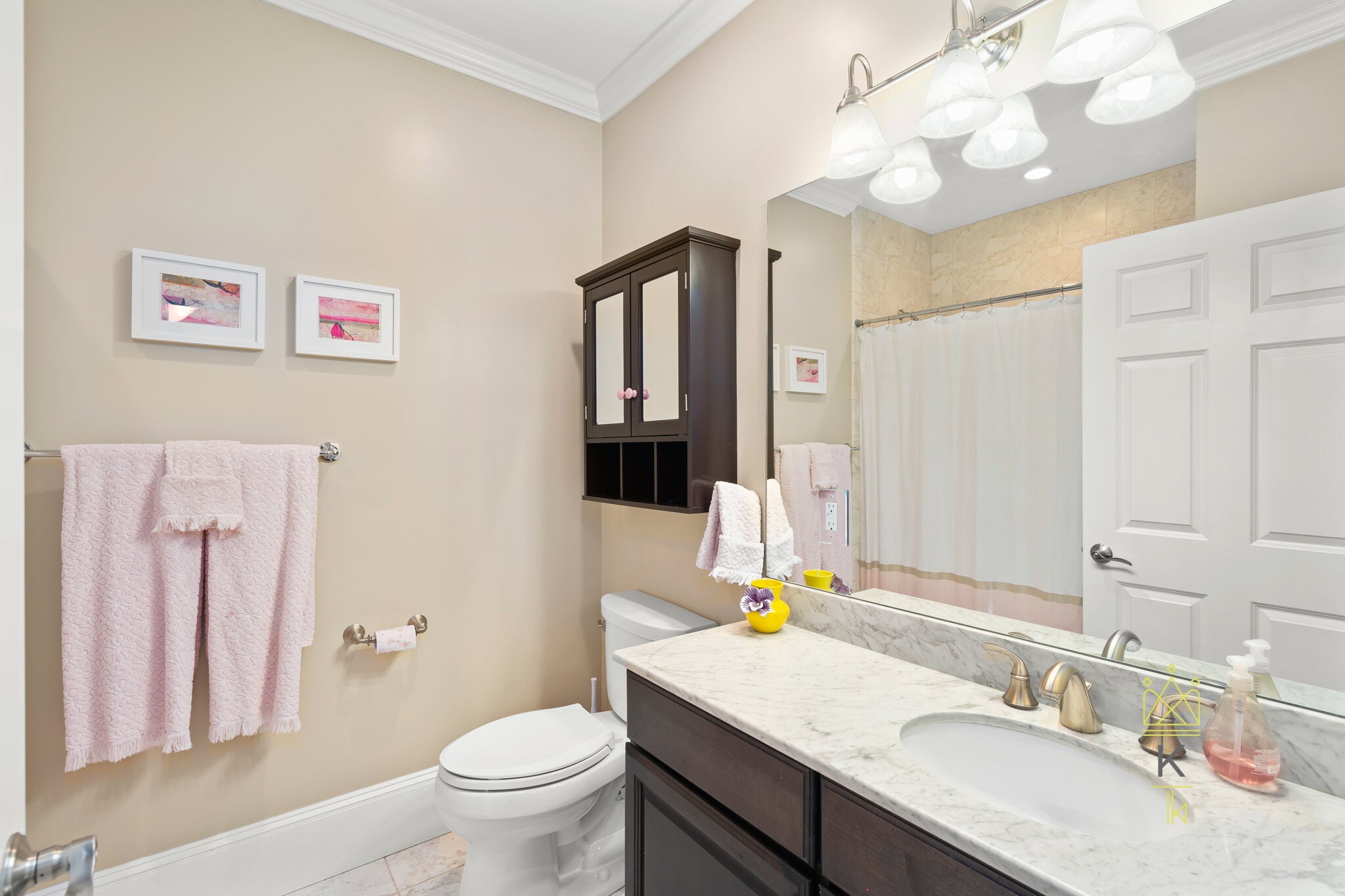 322 Tappan St, Washington Square