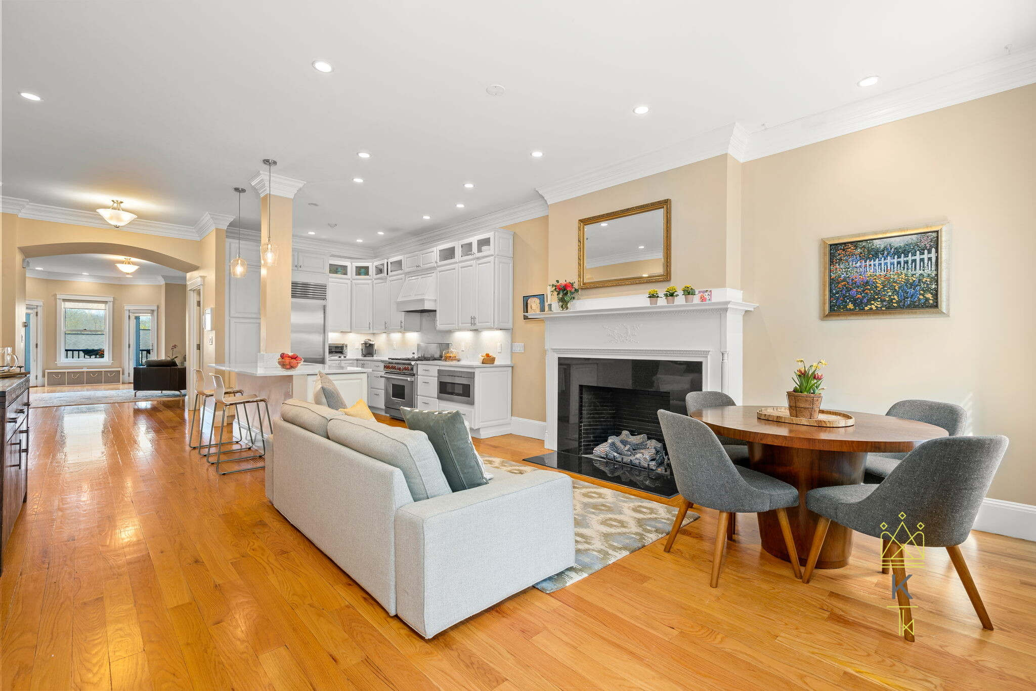 322 Tappan St, Washington Square