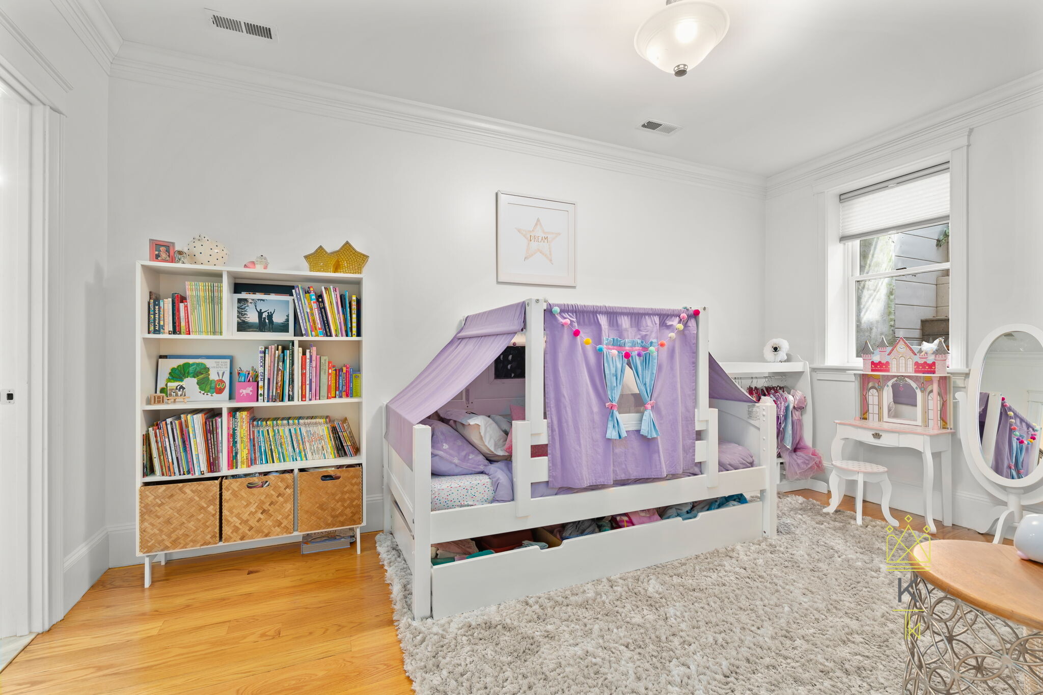 322 Tappan St, Washington Square