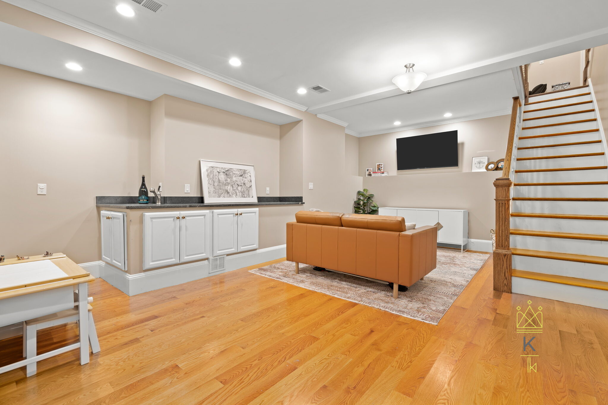 322 Tappan St, Washington Square