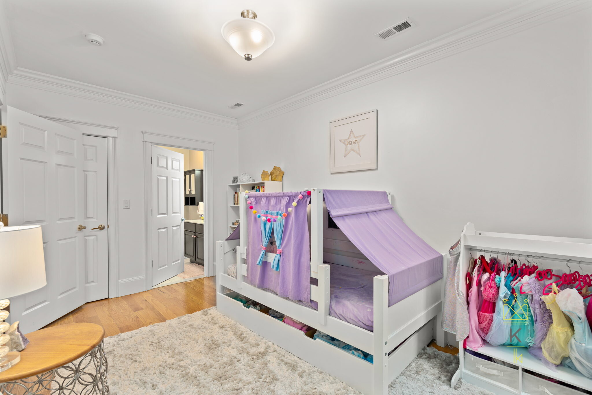 322 Tappan St, Washington Square