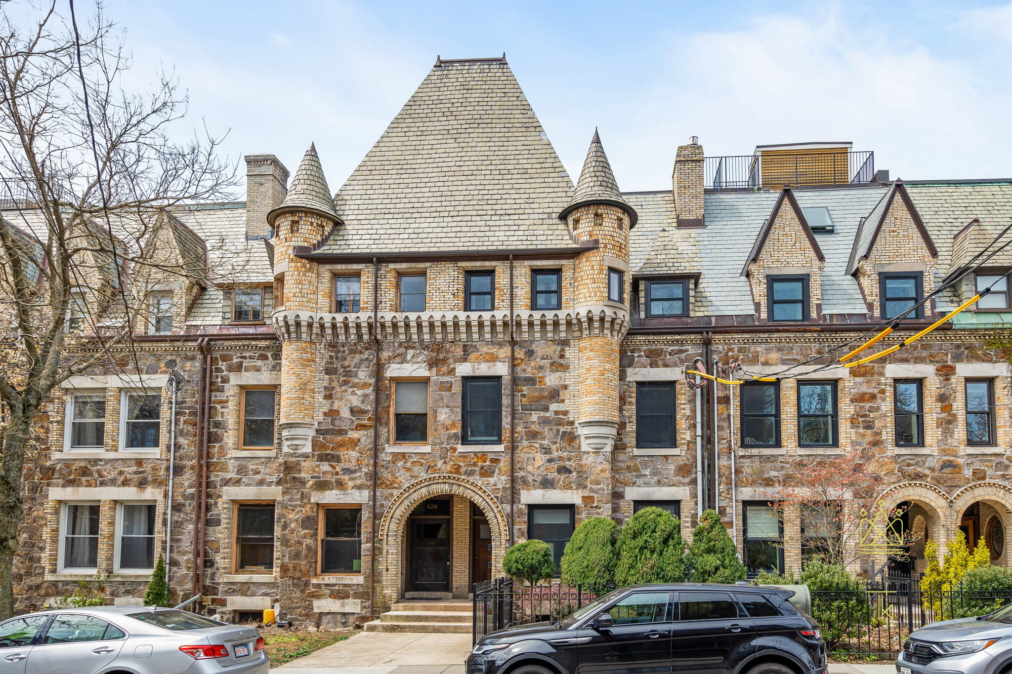 322 Tappan St, Washington Square