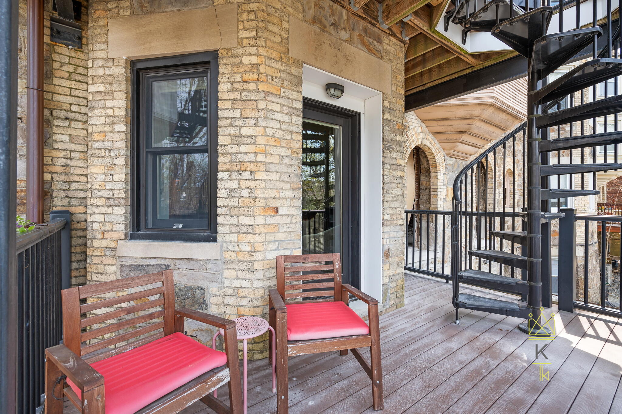 322 Tappan St, Washington Square