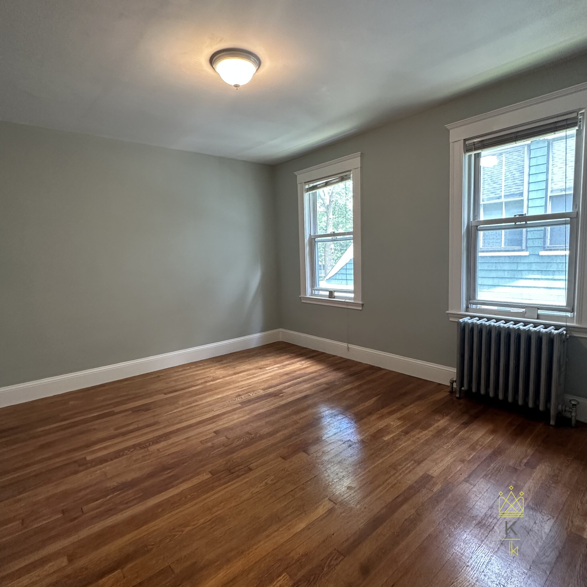 209 Aspinwall Ave, Longwood