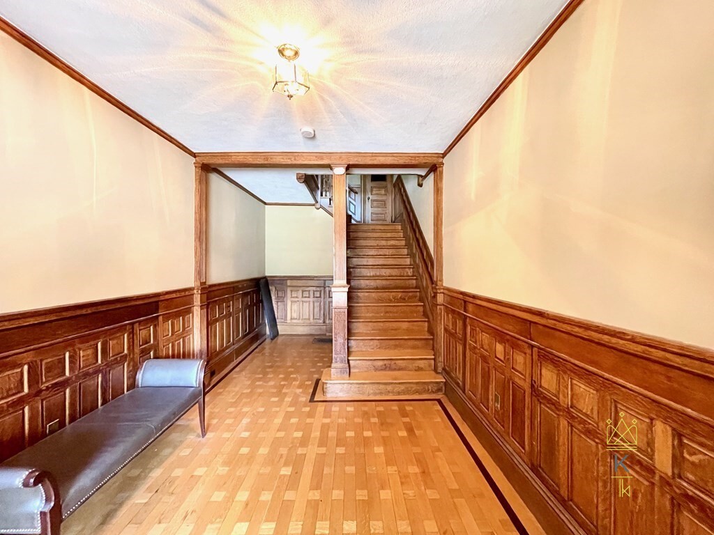 500 Centre St, Newton Corner