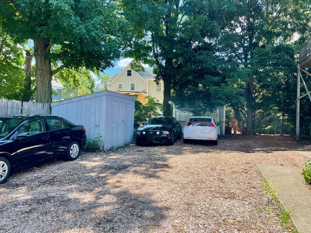 500 Centre St, Newton Corner