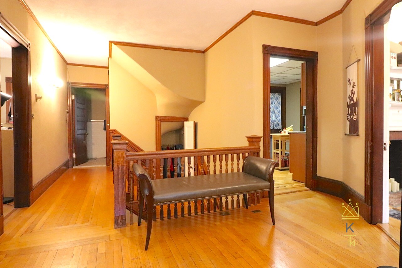 500 Centre St, Newton Corner