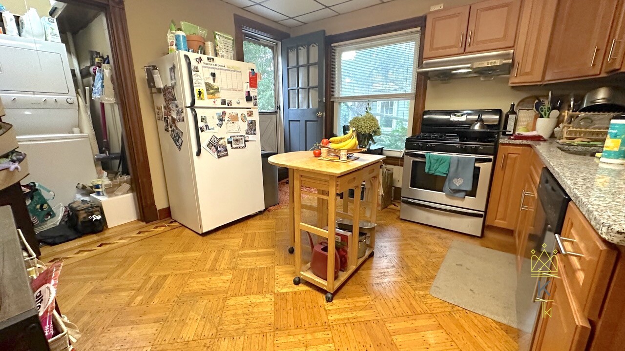 500 Centre St, Newton Corner