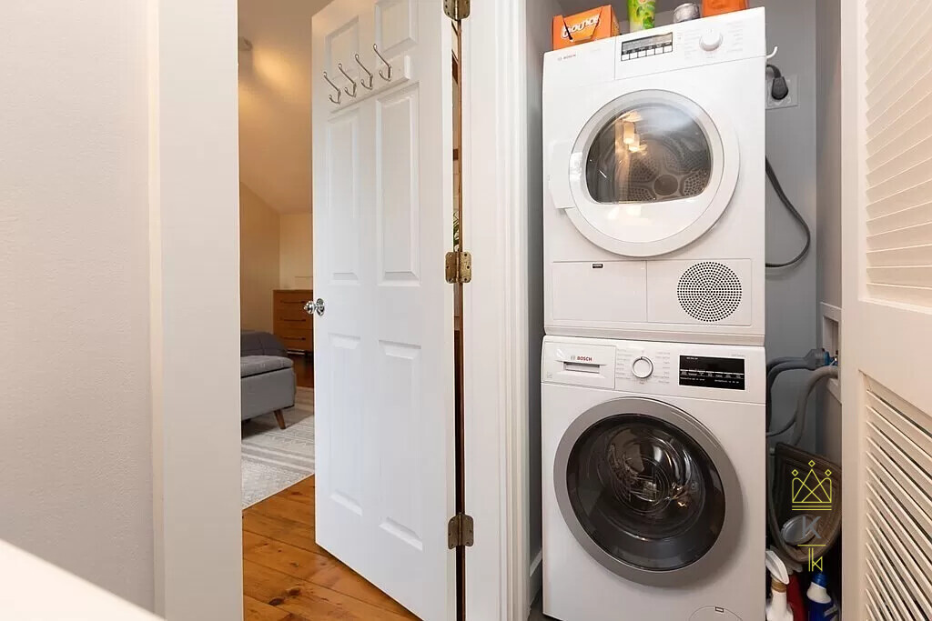 216 Hurley St, East Cambridge