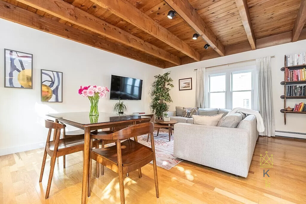 216 Hurley St, East Cambridge