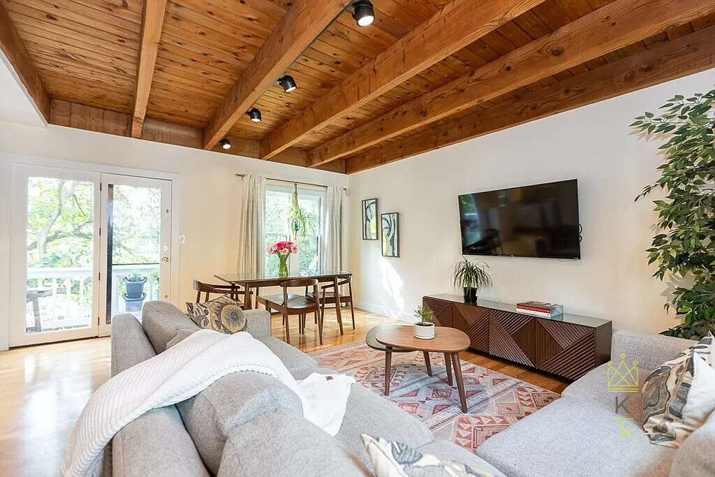 216 Hurley St, East Cambridge