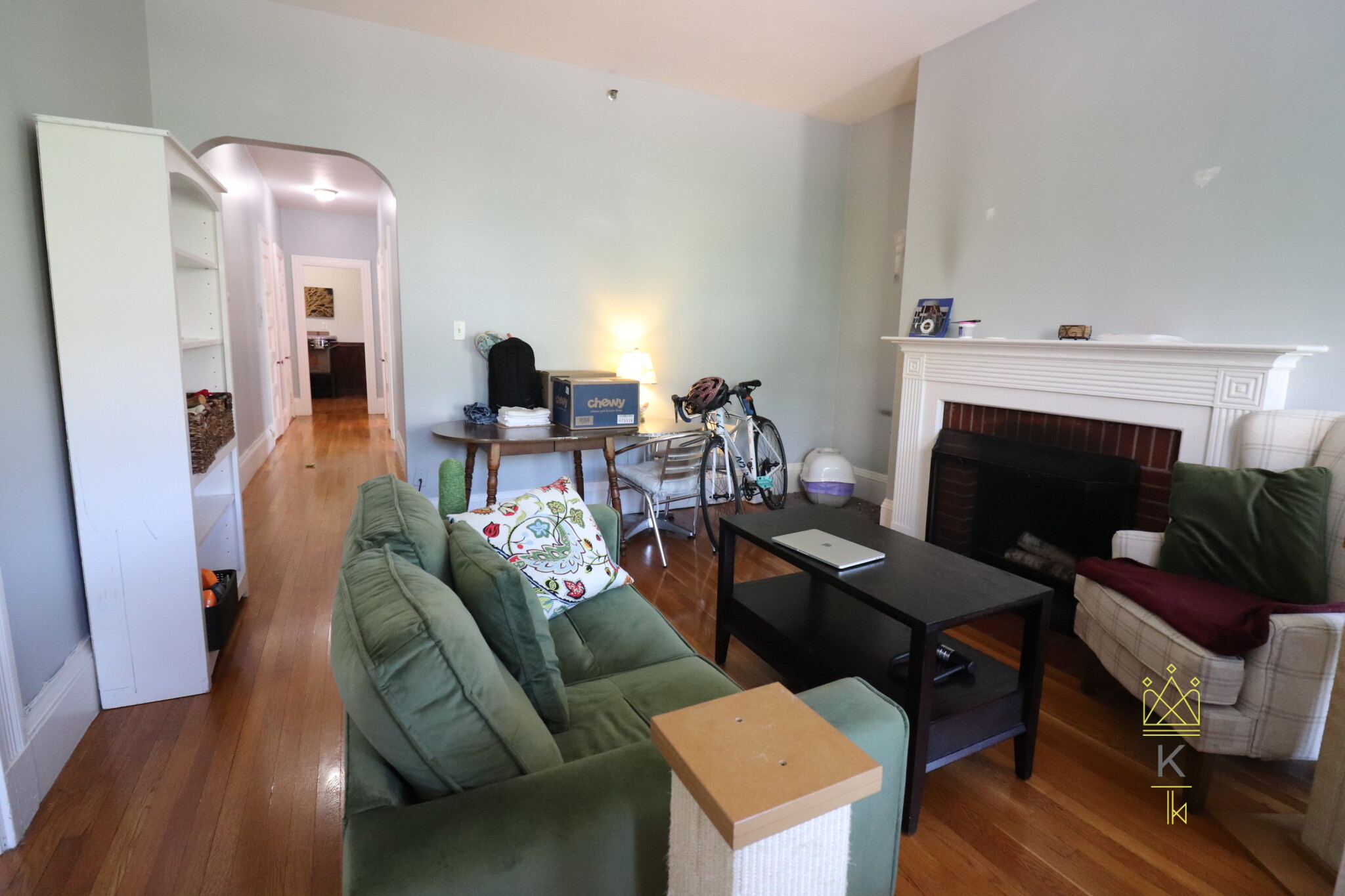 1569 Beacon St, Washington Square