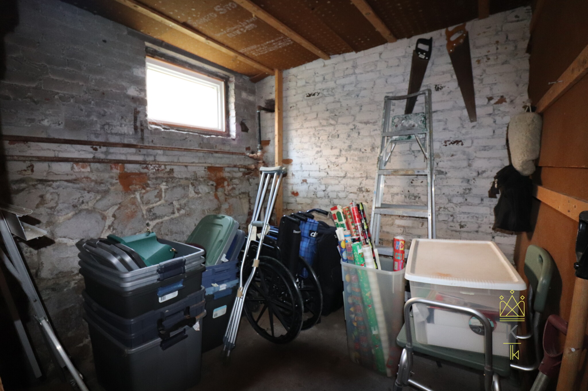 42 Saint Paul St, Longwood