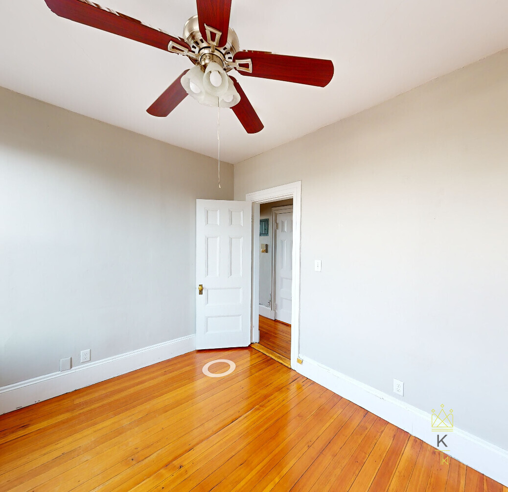 48 Jfk St, Harvard Square