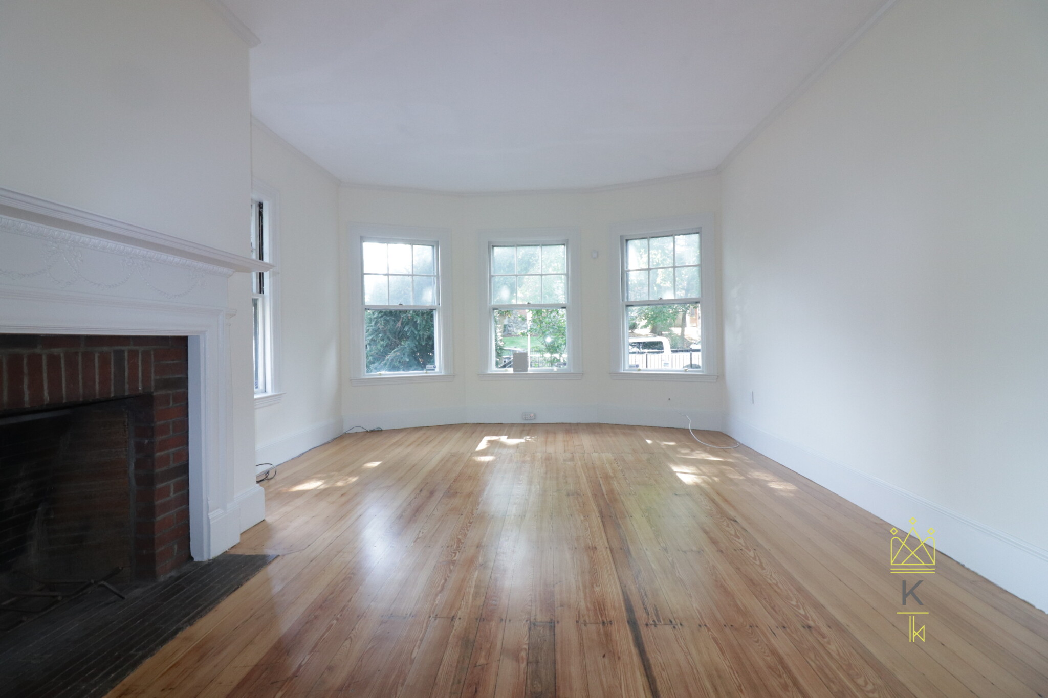 12 Braemore Rd, Brighton