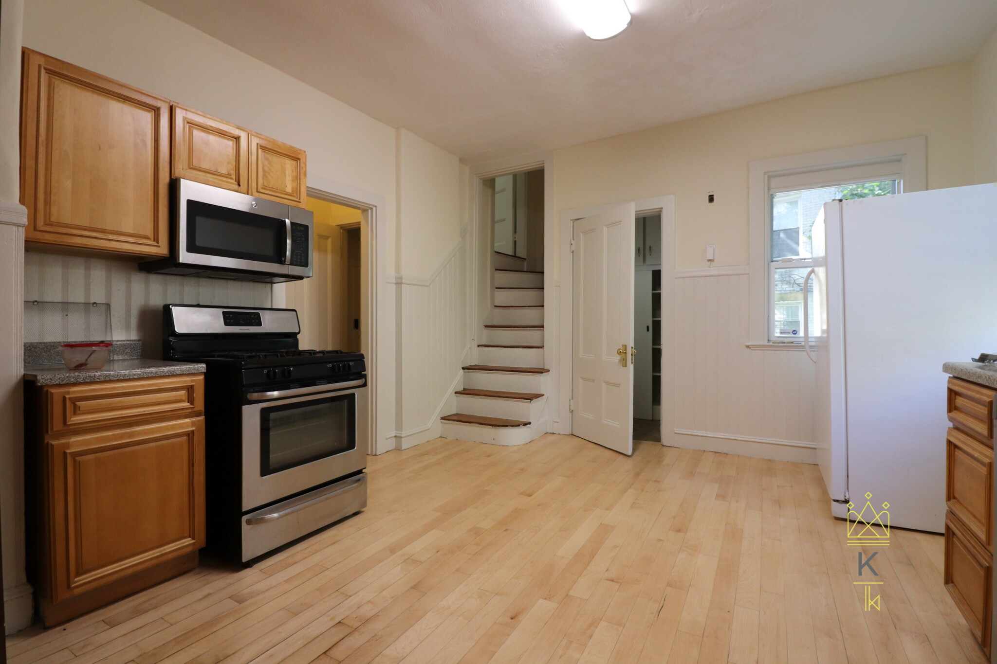 12 Braemore Rd, Brighton