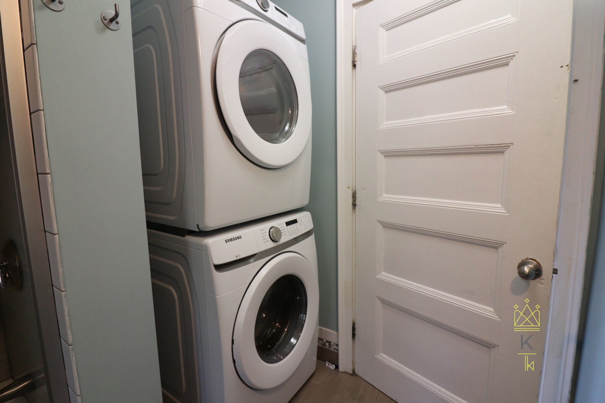 12 Braemore Rd, Brighton