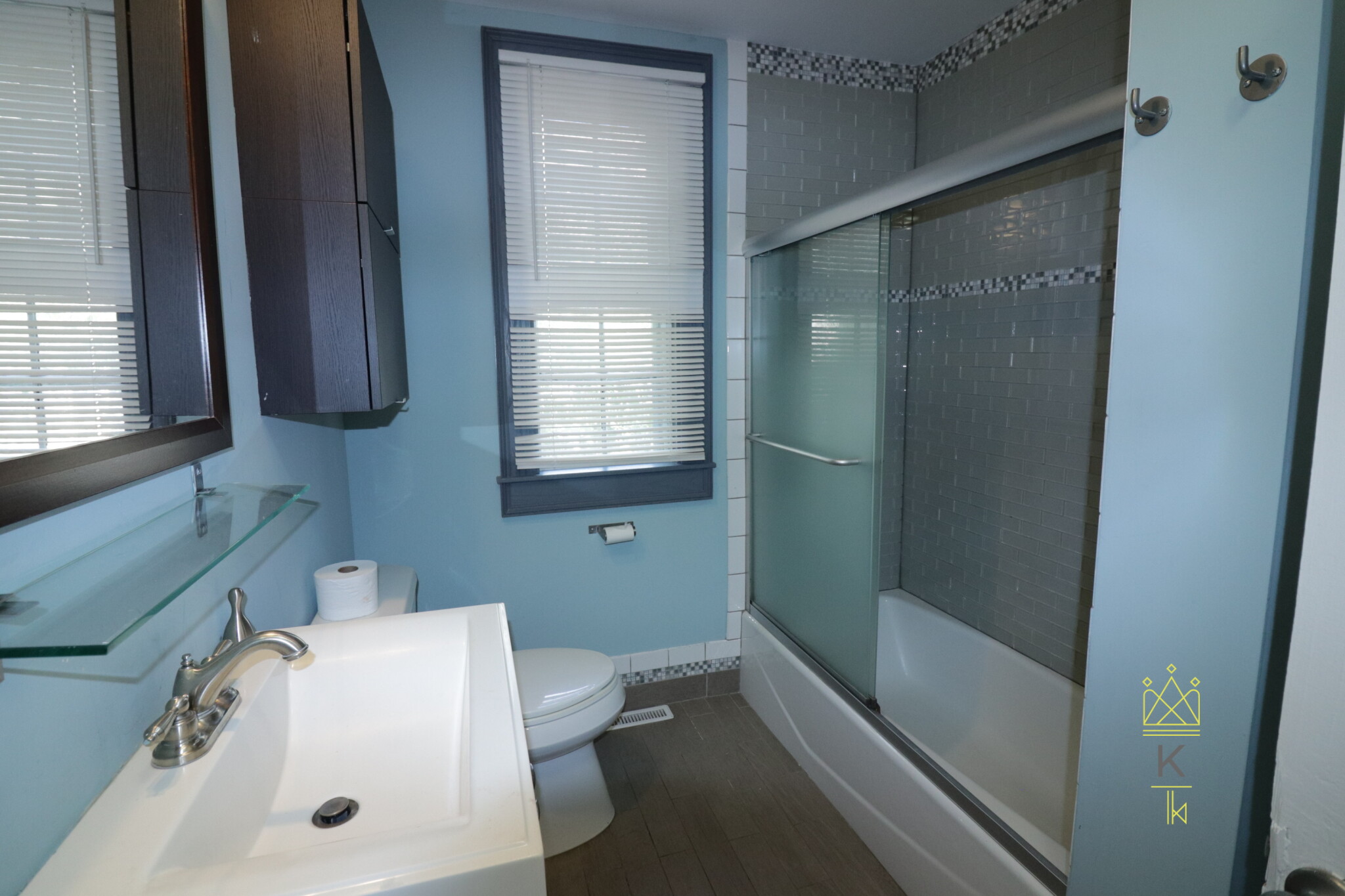 12 Braemore Rd, Brighton